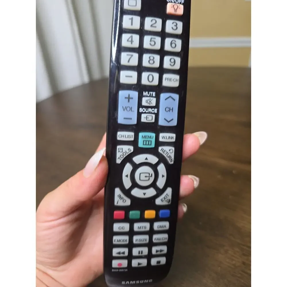 Samsung BN59-00852A Remote Control‎ for TV LN32B550 LN32B650 LN40B610